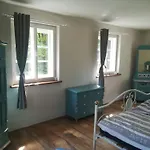 Traditionelles Haus- Umgeben Von Waeldern In Ralsko By Interhome Dom wakacyjny