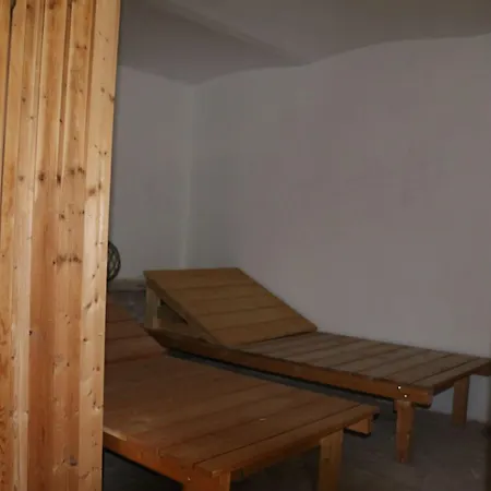 بيت للعطل Traditionelles Haus- Umgeben Von Waeldern In Ralsko By Interhome *