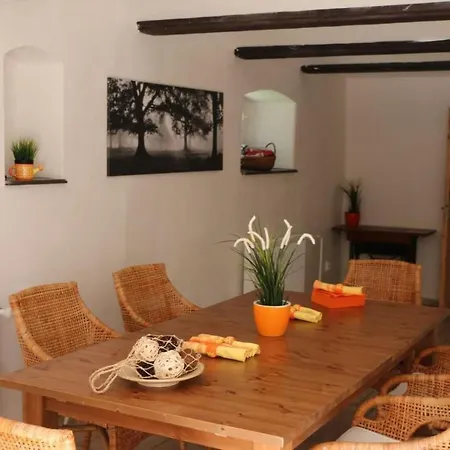 Traditionelles Haus- Umgeben Von Waeldern In Ralsko By Interhome * Stráž pod Ralskem