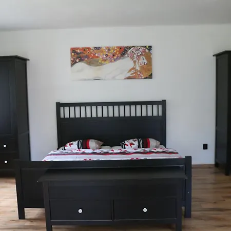 Traditionelles Haus- Umgeben Von Waeldern In Ralsko By Interhome * Stráž pod Ralskem
