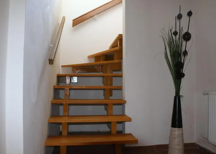 Traditionelles Haus- Umgeben Von Waeldern In Ralsko By Interhome بيت للعطل Stráž pod Ralskem